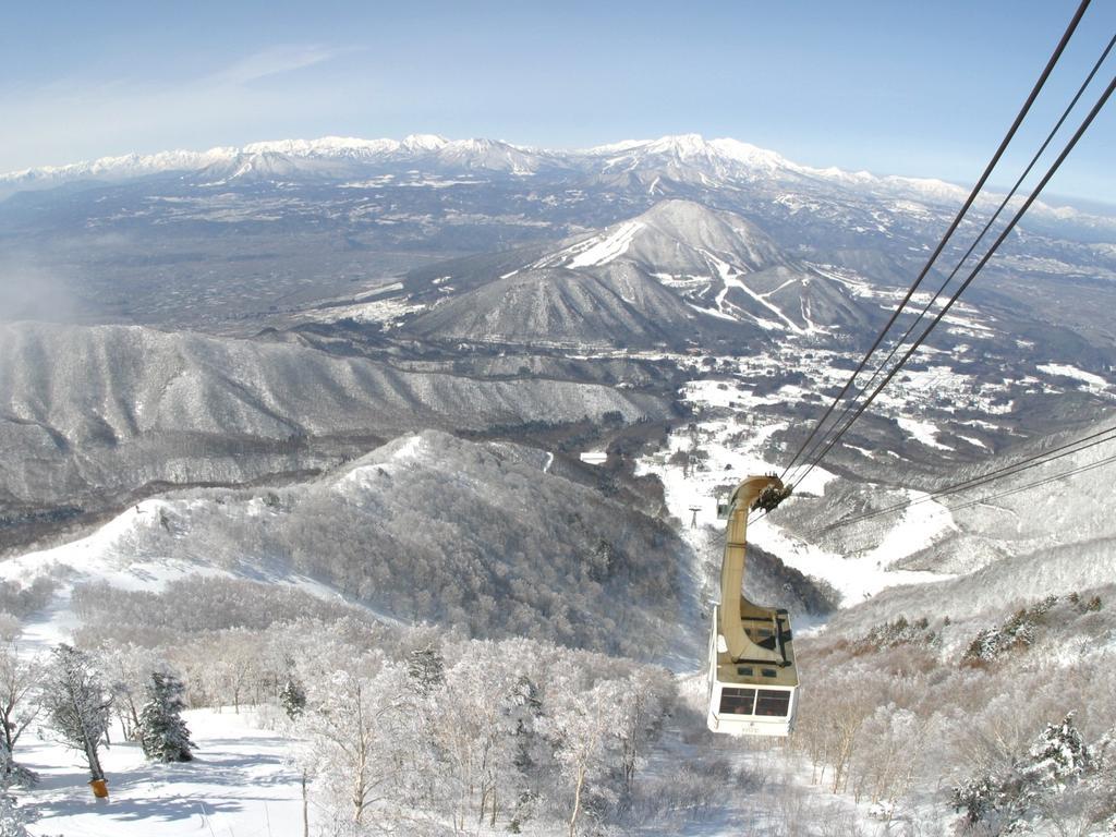 Hotel Chalet Ryuo Яманути Экстерьер фото